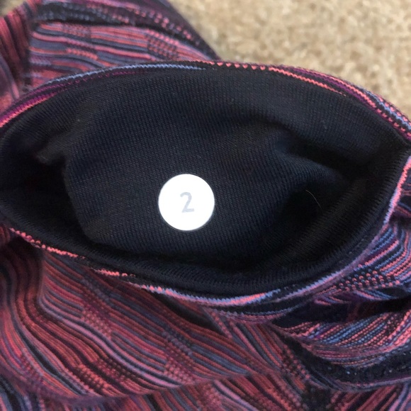 Lululemon Capri workout pants - Picture 2 of 3